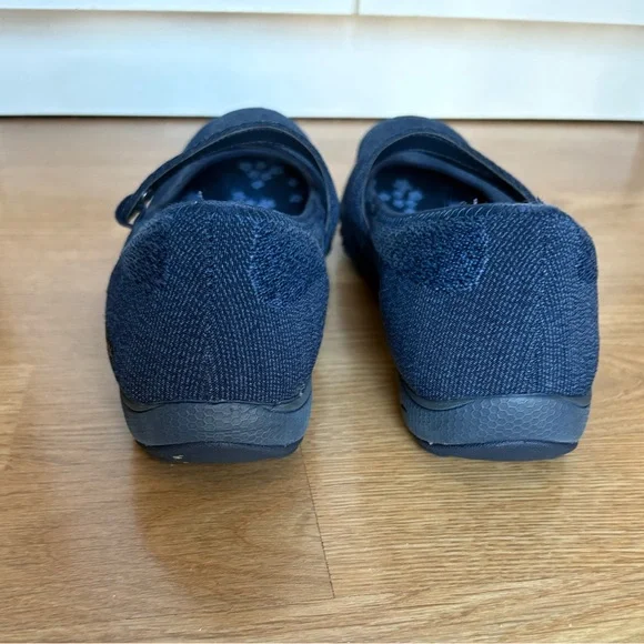 Women’s Skechers Breathe Easy Relaxed Fit Lucky Lady Navy Flats Size 9.5 - Picture 3 of 6